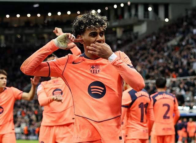 凌晨3点西甲关键之战!巴萨10天三战马竞,亚马尔对决小蜘蛛阿尔瓦雷斯